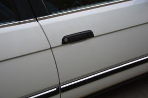 BMW 740i 1992 года  (UK)